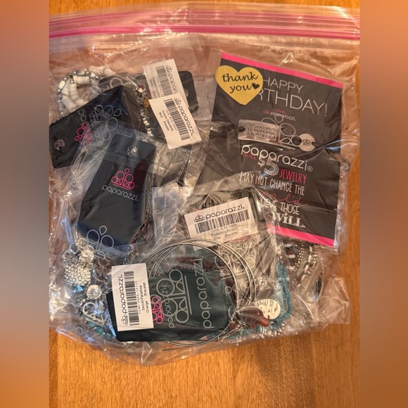 🆕 Paparazzi Bracelets - Lot Of 21 - Picture 10 of 10